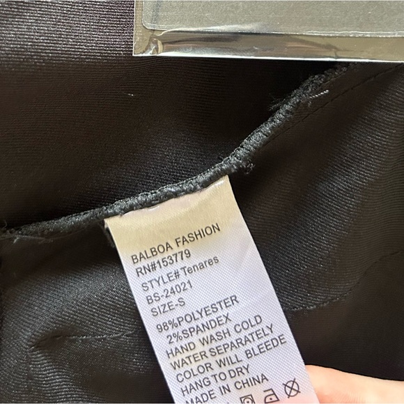 Balboa Fashion Zipped Tank-Top With Flap Pockets - Picture 12 of 12